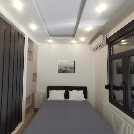 Ferienwohnung Restoran Due Punti Kursumlija Exterior foto