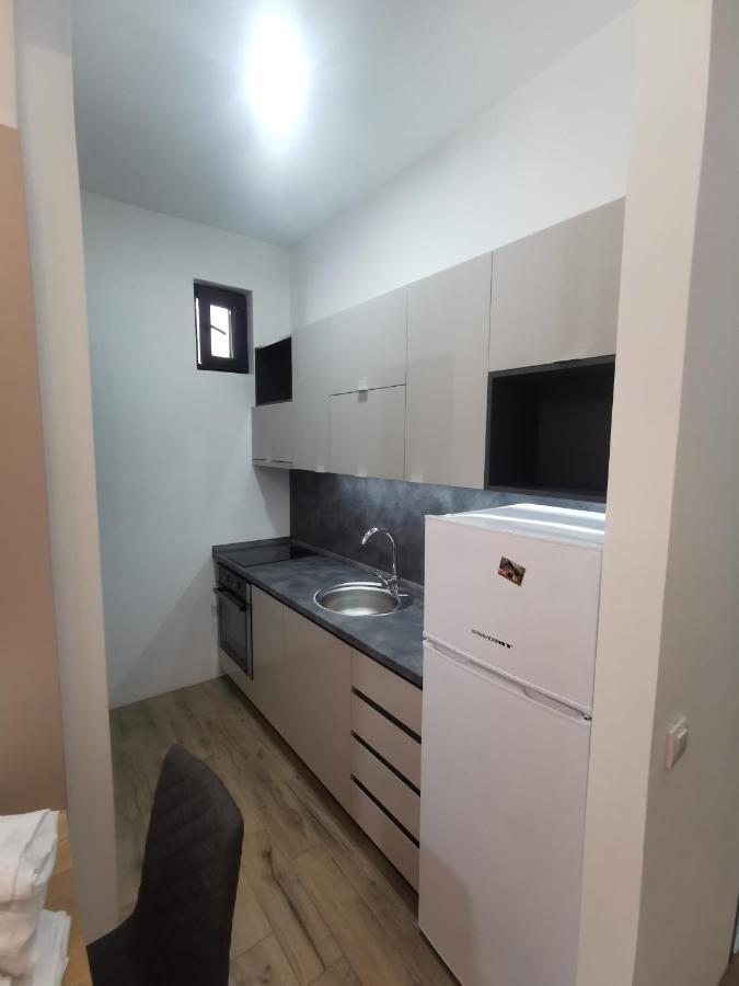 Ferienwohnung Restoran Due Punti Kursumlija Exterior foto