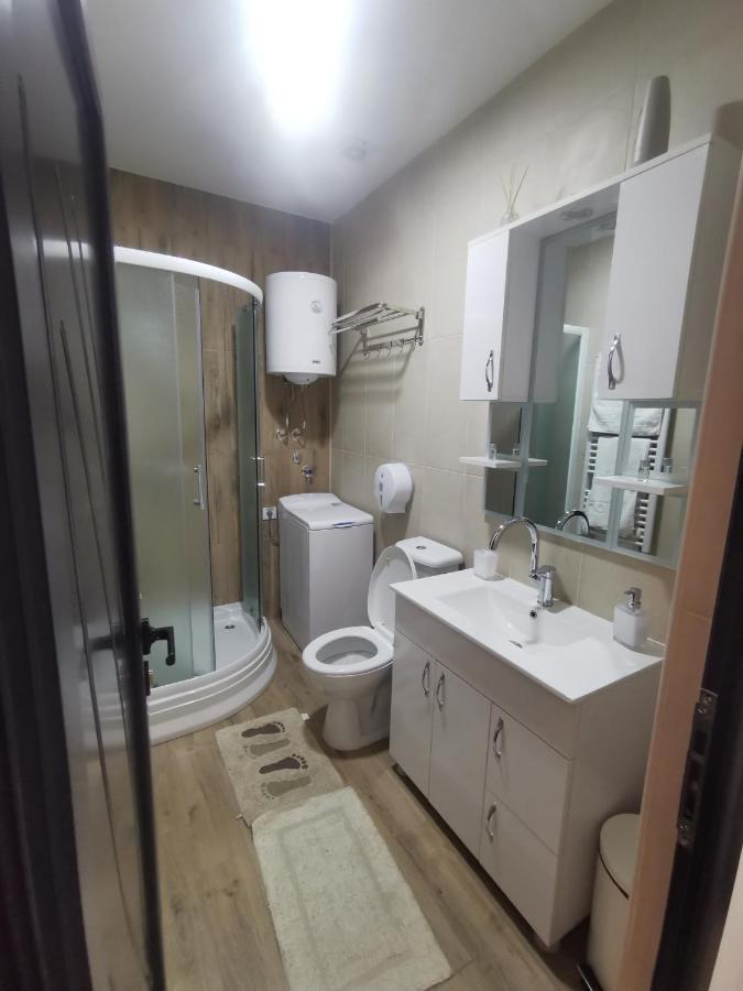 Ferienwohnung Restoran Due Punti Kursumlija Exterior foto